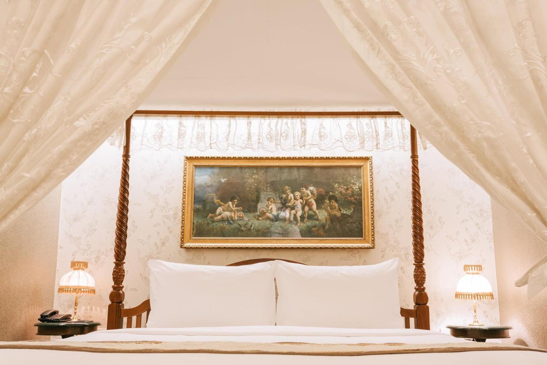 Chuchaiburi Sri Амфава Екстериор снимка