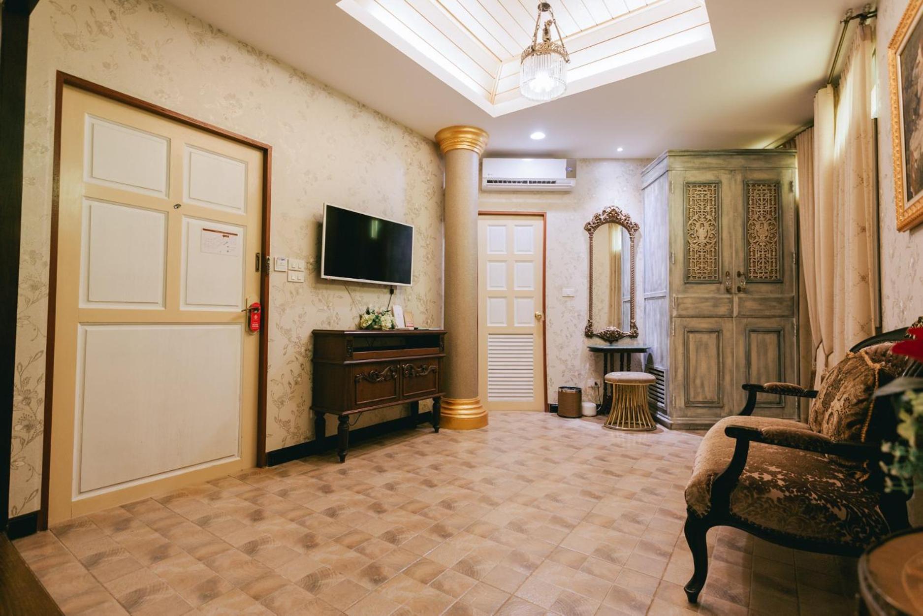 Chuchaiburi Sri Амфава Екстериор снимка