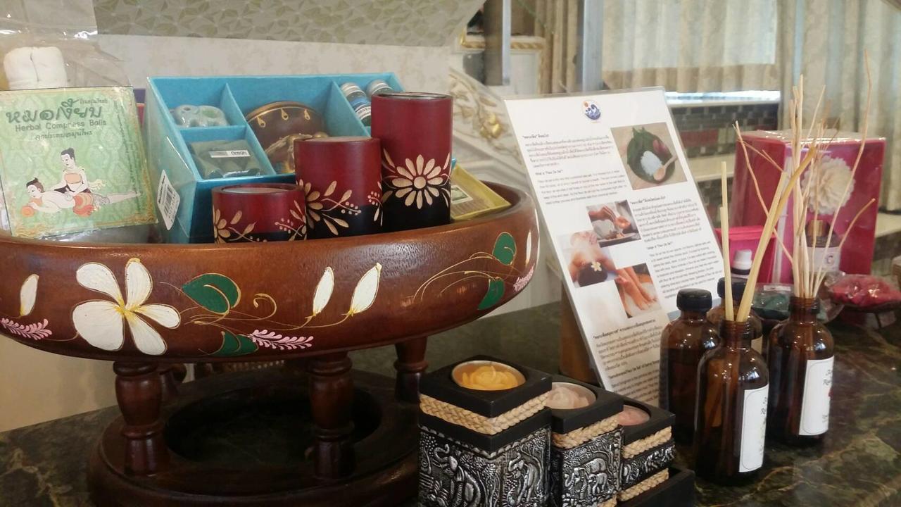 Chuchaiburi Sri Амфава Екстериор снимка