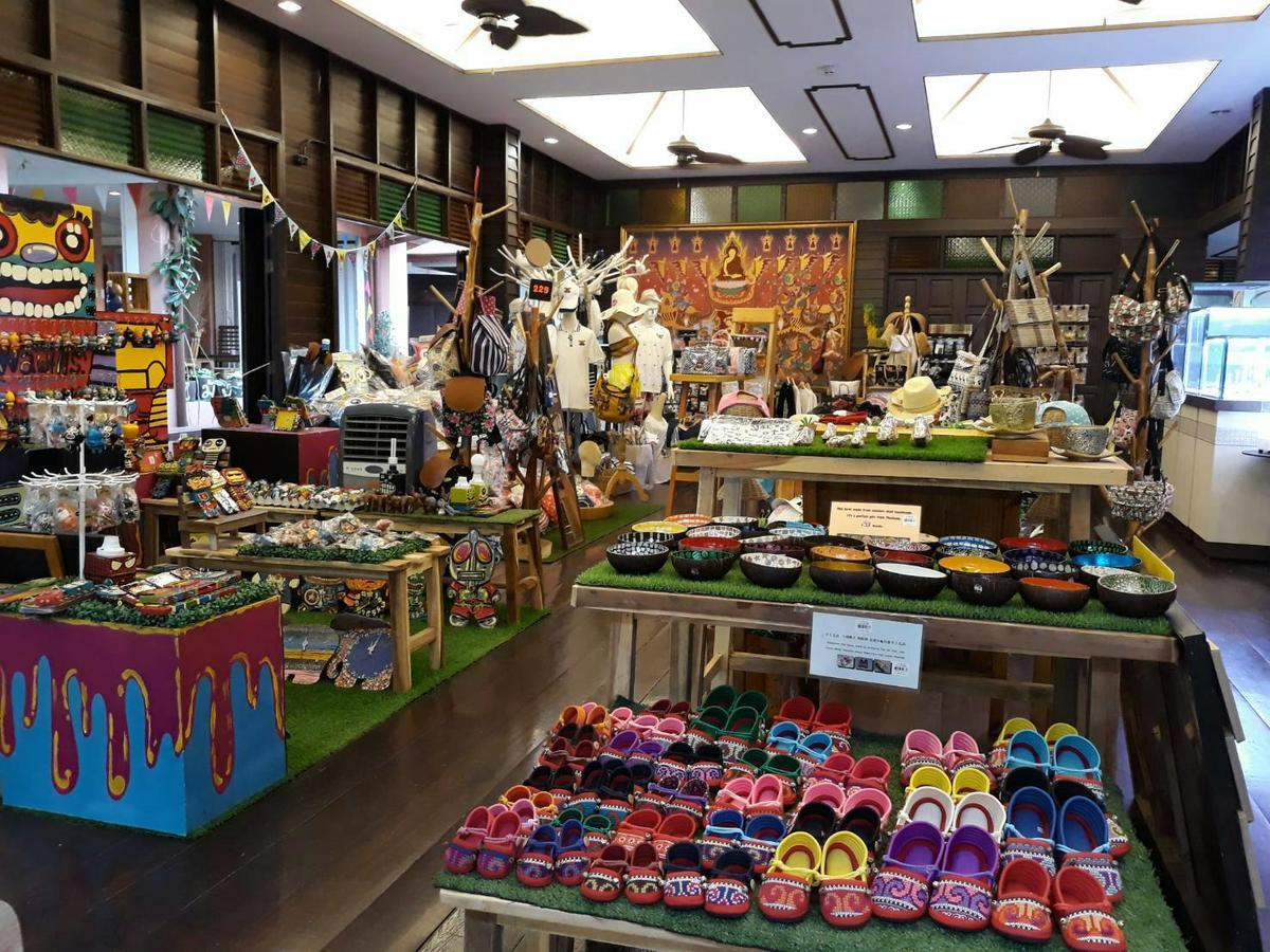 Chuchaiburi Sri Амфава Екстериор снимка